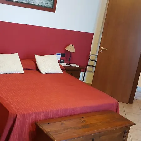 Casa Caginia 300mqgiardinopalestra E Biliardo Holiday home *