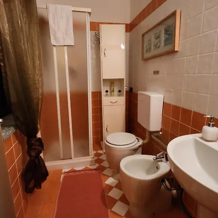 Casa Caginia 300mqgiardinopalestra E Biliardo * Tigliole