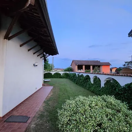 Prázdninový dům Casa Caginia 300mqgiardinopalestra E Biliardo Tigliole