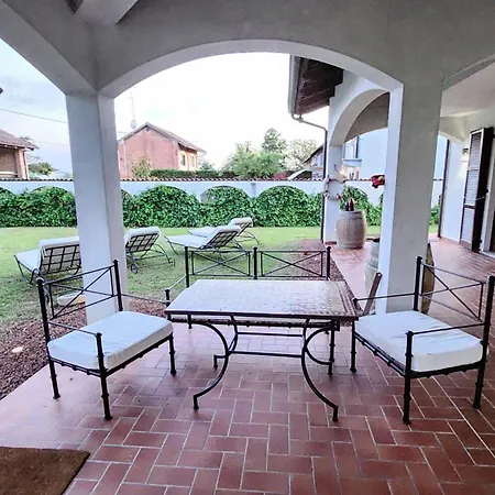 Holiday home Casa Caginia 300mqgiardinopalestra E Biliardo