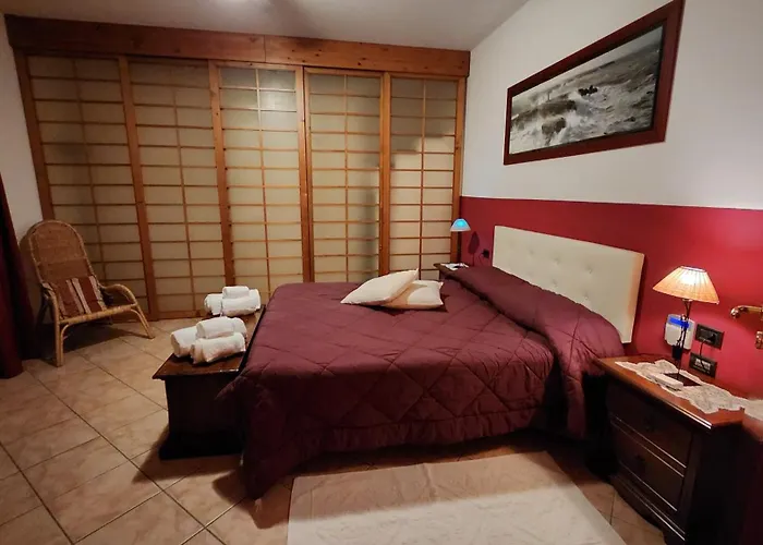 Casa Caginia 300mqgiardinopalestra E Biliardo Holiday home