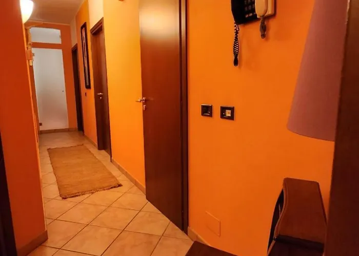 Casa Caginia 300mqgiardinopalestra E Biliardo Holiday home *