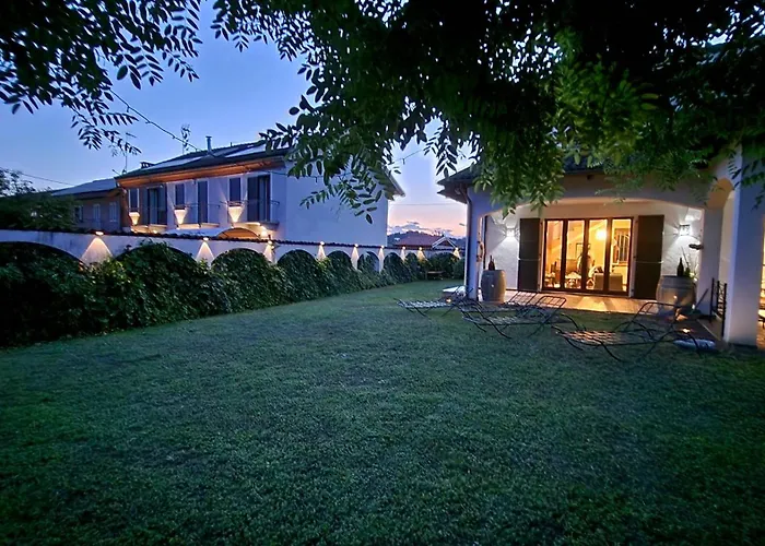 Casa Caginia 300mqgiardinopalestra E Biliardo * Tigliole