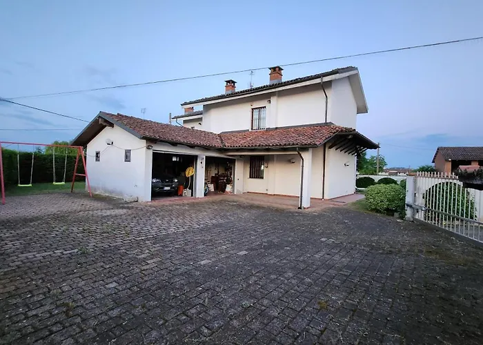 Casa Caginia 300mqgiardinopalestra E Biliardo