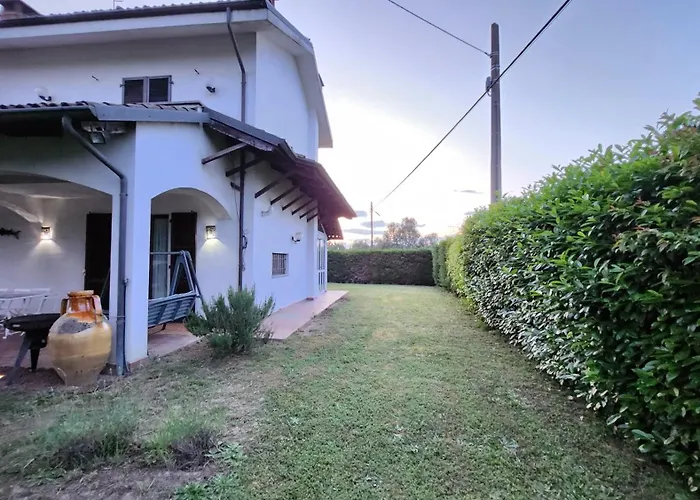 Casa Caginia 300mqgiardinopalestra E Biliardo Prázdninový dům *