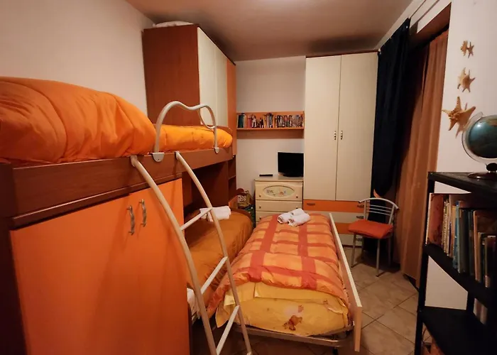 Casa Caginia 300mqgiardinopalestra E Biliardo Holiday home