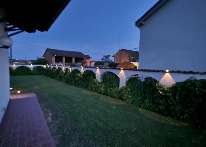 Holiday home Casa Caginia 300mqgiardinopalestra E Biliardo Tigliole